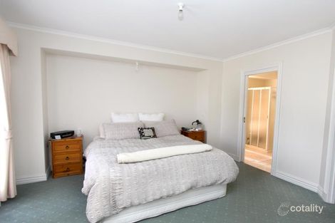 Property photo of 41 Casey Drive Hoppers Crossing VIC 3029