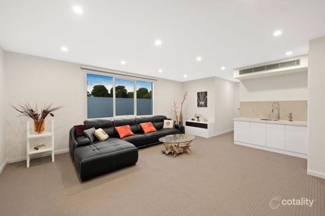 Property photo of 34 Peate Avenue Glen Iris VIC 3146