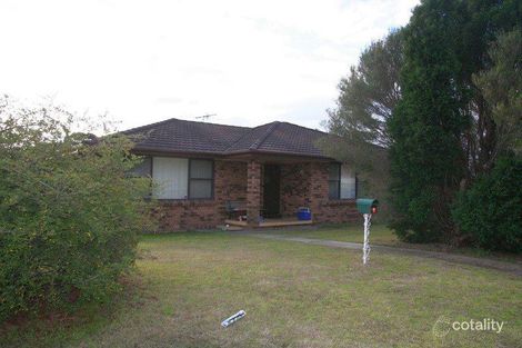 Property photo of 4 Comerford Close Aberdare NSW 2325