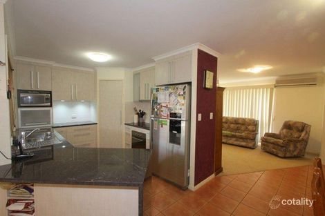 10 Metcalfe Ct, Kalkie, QLD 4670