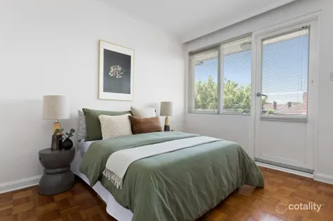Property photo of 16/170-172 Barkly Street St Kilda VIC 3182