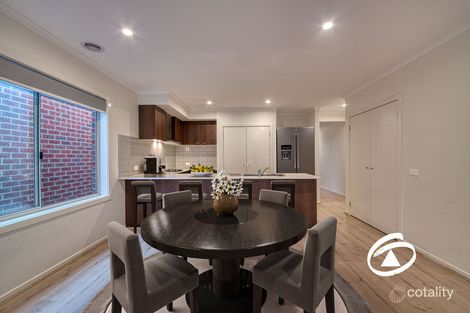 Property photo of 15 Caravan Parade Berwick VIC 3806