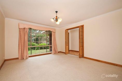 Property photo of 10 Woodland Grove Aberfoyle Park SA 5159