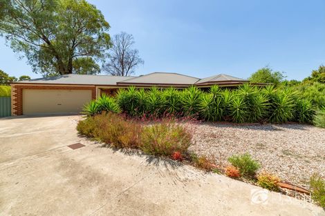 Property photo of 5 Rolling Court Maiden Gully VIC 3551