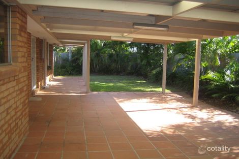 8 Hokitika St, Broadbeach Waters, QLD 4218