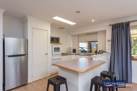 Property photo of 21 Luffe Court Swan View WA 6056