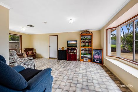 Property photo of 8 Roser Court Withcott QLD 4352