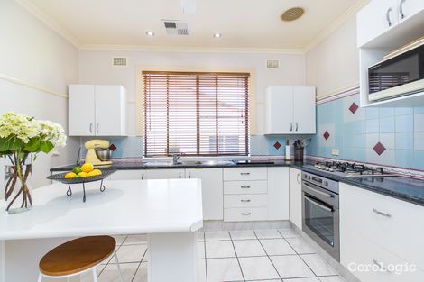 Property photo of 16 Cowmeadow Road Mount Hutton NSW 2290