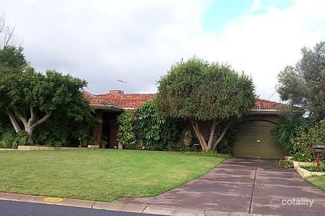 11 Jacobsen Way, Thornlie, WA 6108