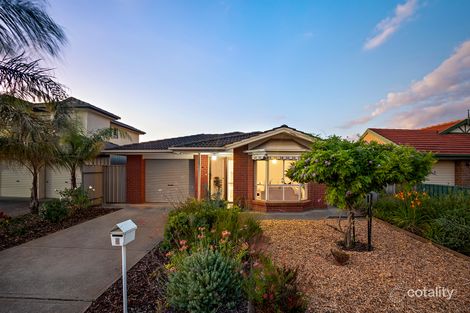 4 Burns Ave, Pooraka, SA 5095