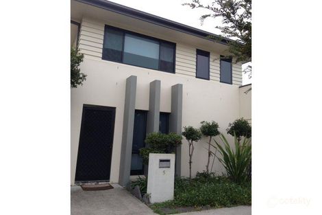 Property photo of 5 Tuckwell Drive Narwee NSW 2209