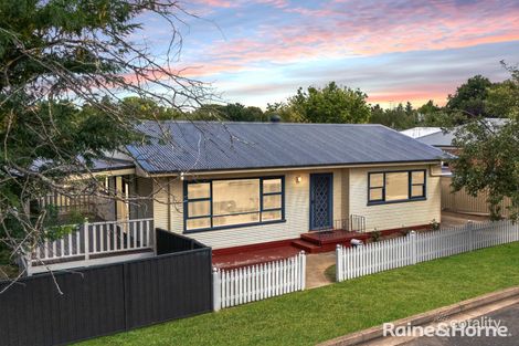 Property photo of 18 Albert Street Bathurst NSW 2795