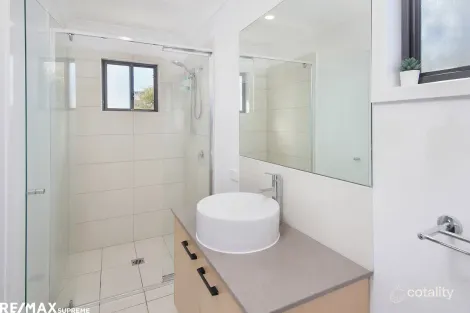 Property photo of 4/42 Selborne Street Mount Gravatt East QLD 4122