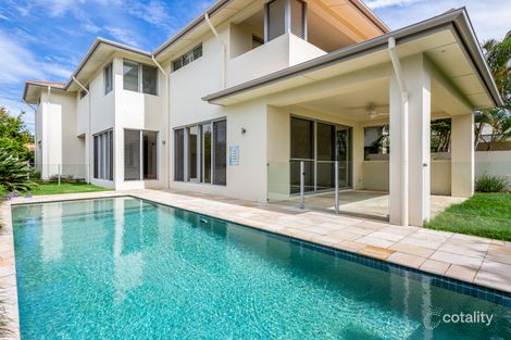 Property photo of 2808 Gracemere Circuit East Hope Island QLD 4212