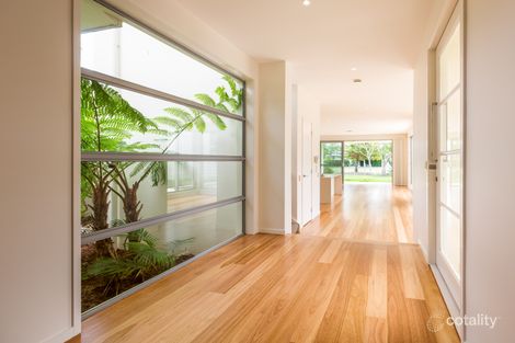 Property photo of 2808 Gracemere Circuit East Hope Island QLD 4212