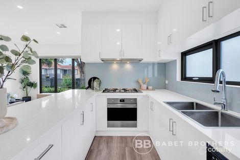 1/6 Janice Gr, Dandenong, VIC 3175