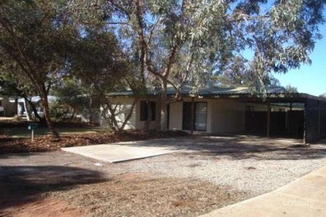 4 Nyaroo Ct, Roxby Downs, SA 5725