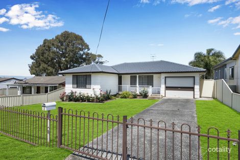 2 Goobarabah Ave, Gorokan, NSW 2263