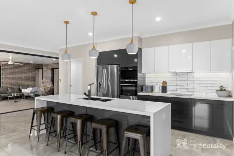 Property photo of 5 Derain Drive Sladevale QLD 4370