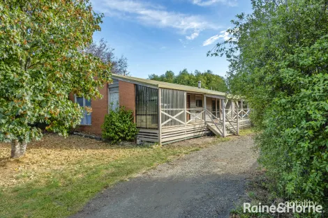 Property photo of 18 Windridge Way Kyneton VIC 3444