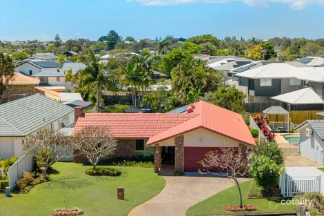 8 Wahoo Ct, Birkdale, QLD 4159