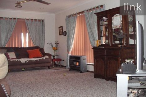 Property photo of 8 Thomas Place Culcairn NSW 2660