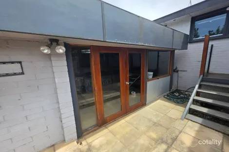 Property photo of 23 Gregory Street Black Hill VIC 3350