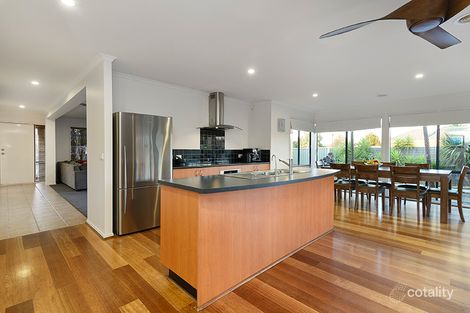 Property photo of 11 Tahara Court Werribee VIC 3030