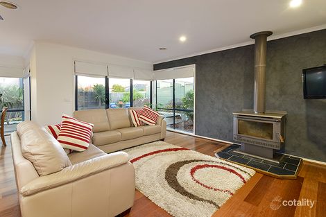 Property photo of 11 Tahara Court Werribee VIC 3030