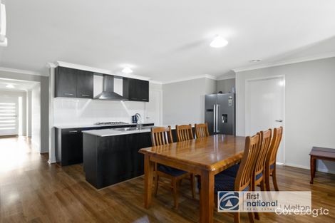 Property photo of 31 Blakewater Crescent Weir Views VIC 3338