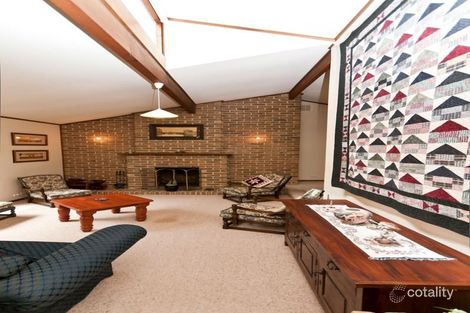 Property photo of 5 Grevillea Road Aberfoyle Park SA 5159