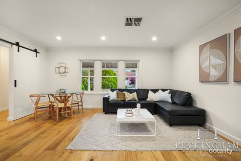 Property photo of 15 Elvin Street Macleod VIC 3085