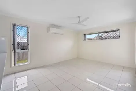 Property photo of 15 Hillingdon Street Doolandella QLD 4077