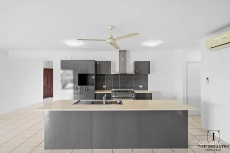 Property photo of 18 Tyenna Close Bentley Park QLD 4869