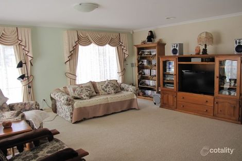 Property photo of 2 Shelton Street Newborough VIC 3825