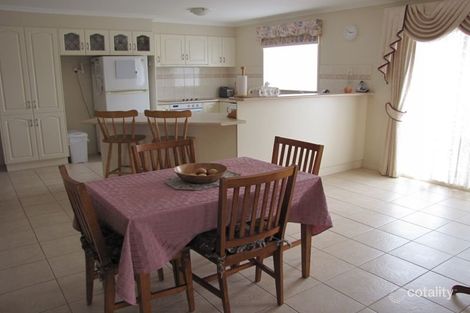 Property photo of 2 Shelton Street Newborough VIC 3825