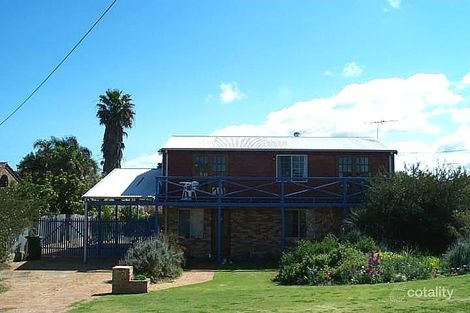 21 Parham Rd, Quinns Rocks, WA 6030