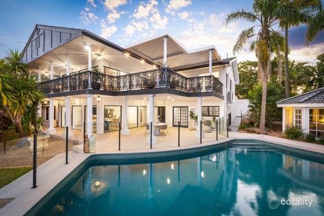 19 Wildash St, Southport, QLD 4215