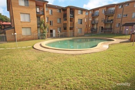 Property photo of 20/5-7 Hoddle Avenue Bradbury NSW 2560