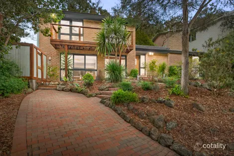 50 ORCHARD AVE, ELTHAM NORTH, VIC 3095