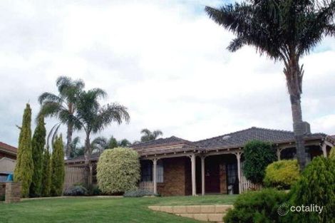 10 Bonham Ct, Leeming, WA 6149