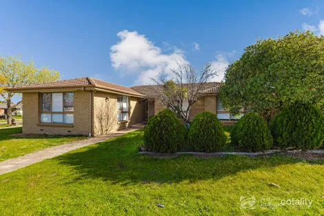 26 Oldershaw Rd, Melton, VIC 3337