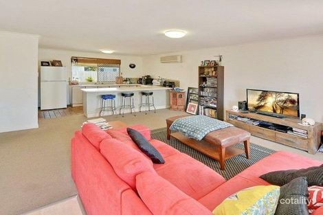 Property photo of 85 Sunbird Chase Parrearra QLD 4575