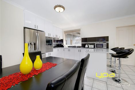 Property photo of 21 Malmsbury Drive Meadow Heights VIC 3048