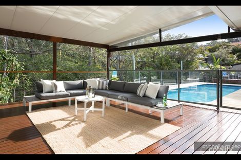 Property photo of 2 Carissa Place Chapel Hill QLD 4069