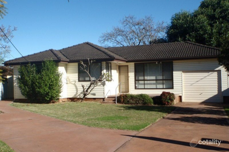 8 Todd Cir, Old Toongabbie, NSW 2146