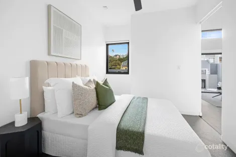 Property photo of 14/62-64 Pittwater Road Manly NSW 2095