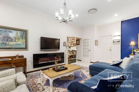 Property photo of 18 Mulloway Court Sorrento WA 6020