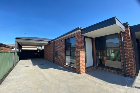 Property photo of 2/9 Quamby Avenue Hamlyn Heights VIC 3215