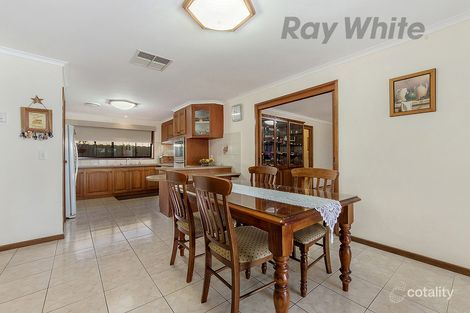 Property photo of 18 Narong Place Keilor Downs VIC 3038